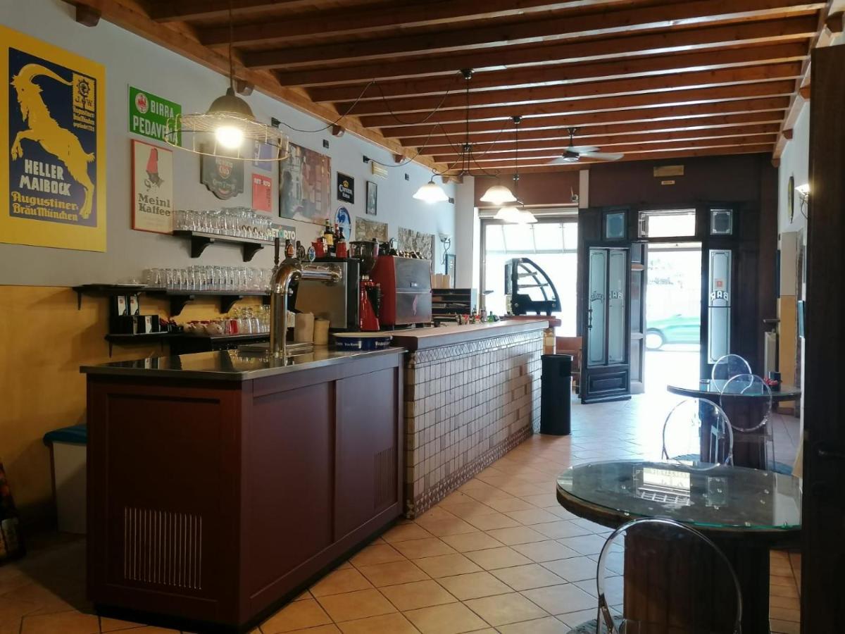Hotel Fiore & Fiocchi Podenzano Buitenkant foto